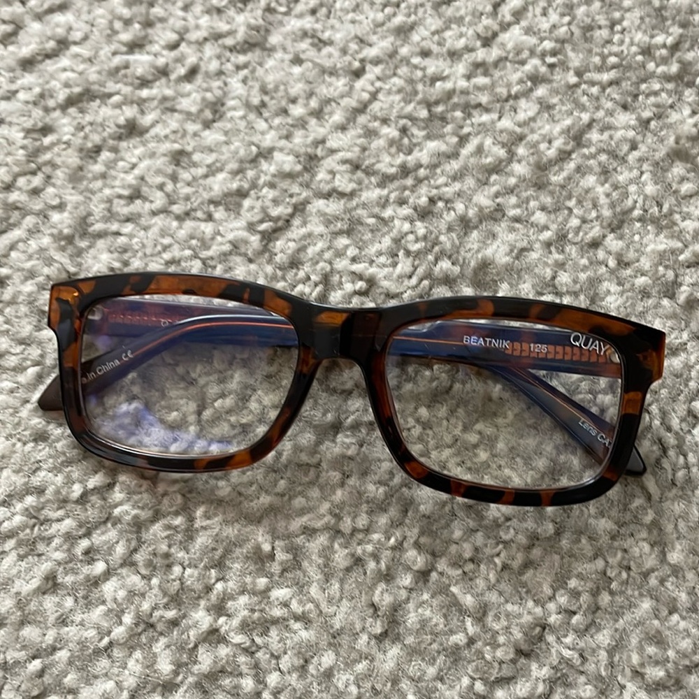 Quay blue light blocking glasses